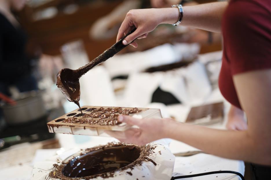 learn how to make your own belgian chocolates in ghent